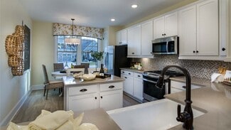 8917 Silver Springs Ct, Charlotte, NC 28215