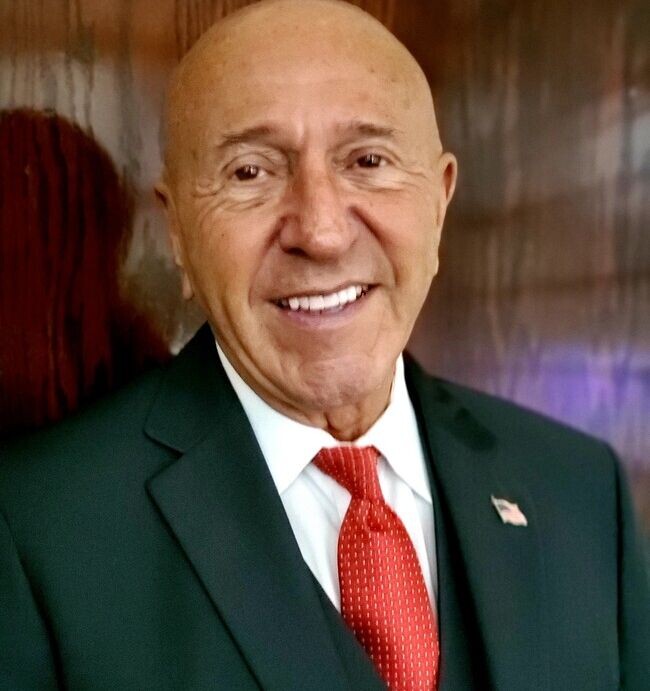 Agent Photo
