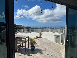 1810 St Louis Dr, Honolulu, HI 96816