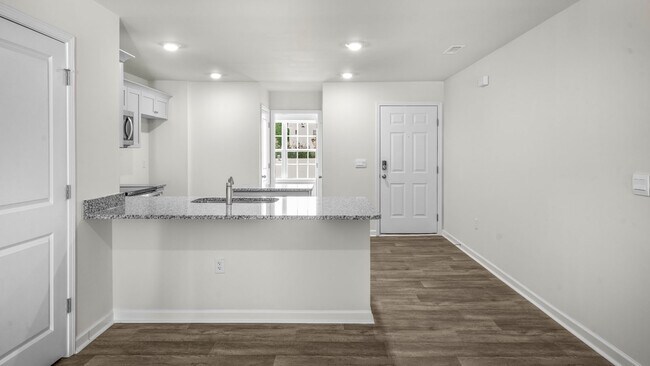 8746 Asher Gray Way unit 36210143, Raleigh, NC 27616 - photo 5
