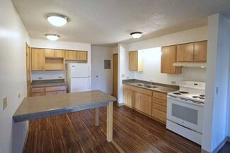 1332 Mississippi St, Saint Paul, MN 55130