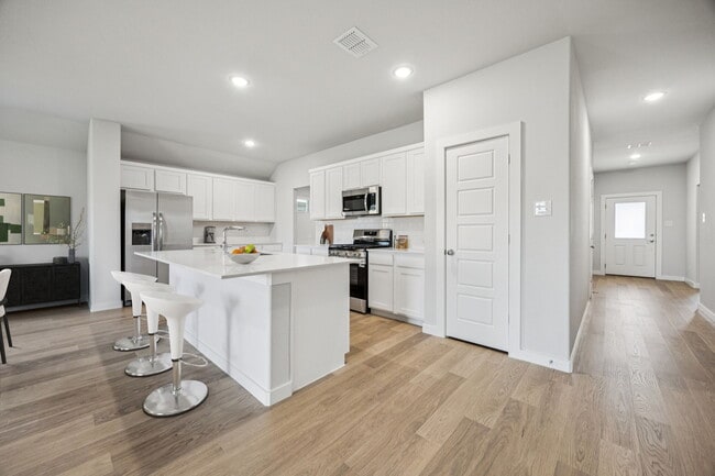 515 River Ridge Dr, McKinney, TX 75071 - photo 2