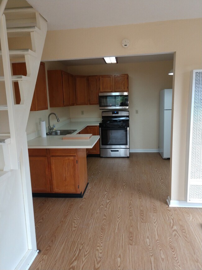 196 Alturas Way unit 196A, Soquel, CA 95073 - photo 6