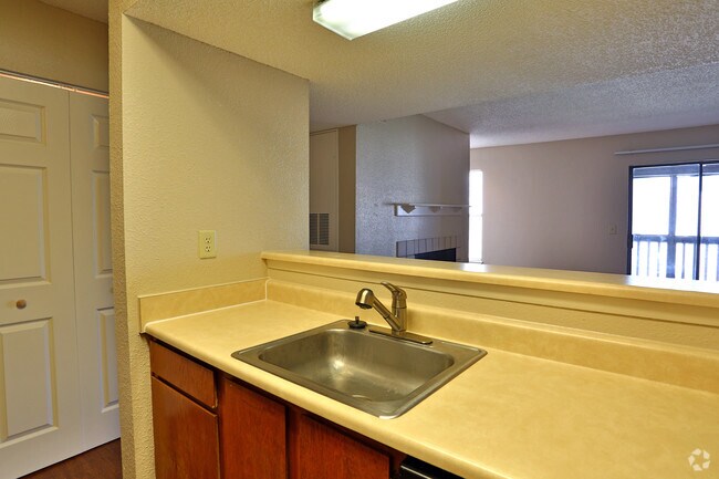 Savannah Square, Norman, OK 73072 - photo 6