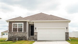 11906 S 114th Ave, Papillion, NE 68046
