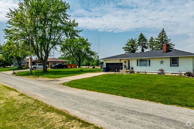 Ranches are another everyday home style found in Robin Glen-Indiantown.