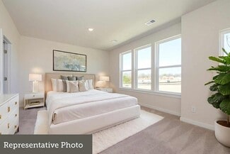 1112 Bismuth Ln, Charlotte, NC 28211