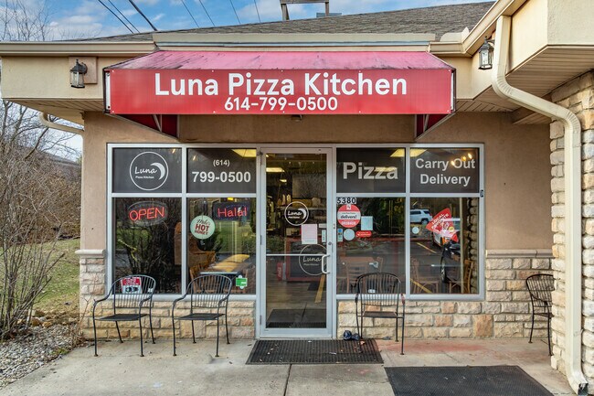 Luna Pizza and Kitchen in Tuttle West is famous for its delicious pizzas and chicken wings.