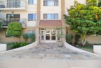 17830 Merridy St, Northridge, CA 91325