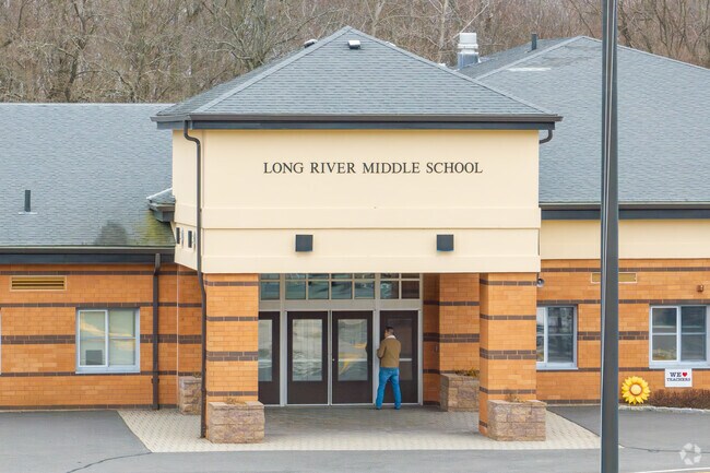 Long River Middle School serves students from Beacon Falls Connecticut.
