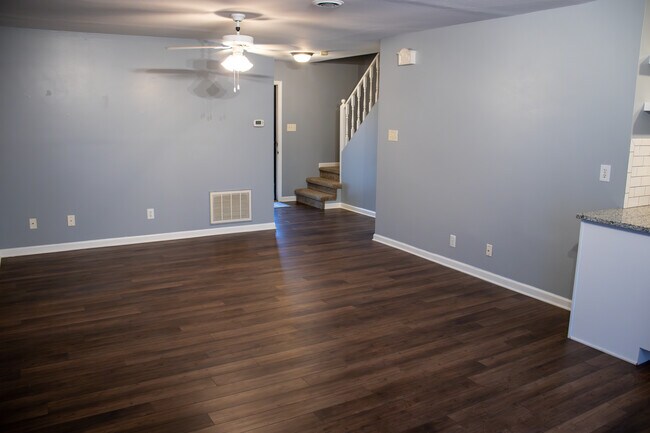 938 Bradley Bell Dr unit 938 Bradley Bell Dr, Knoxville, TN 37938 - photo 3