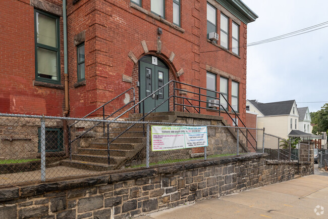 Rosmarie Ann Siragusa School in Yonkers, New York is nearby Mount Vernon.