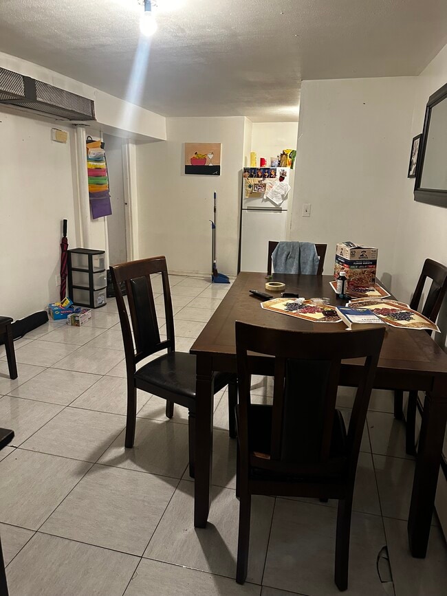 13511 231st St unit Basement, Springfield Gardens, NY 11413 - photo 2