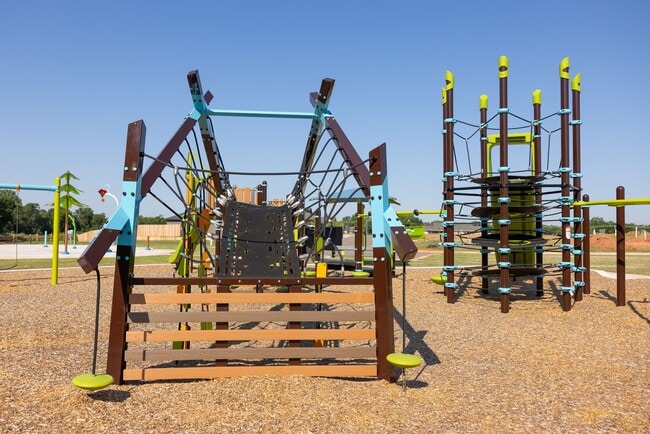 704 Prairie Dr, Guthrie, OK 73044 - photo 5