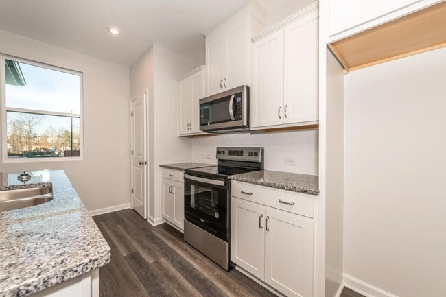 567 Marthas View Way, Wake Forest, NC 27587 - photo 3