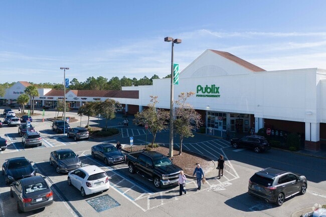 The local Publix is the go to for groceries in Hunters Ridge.