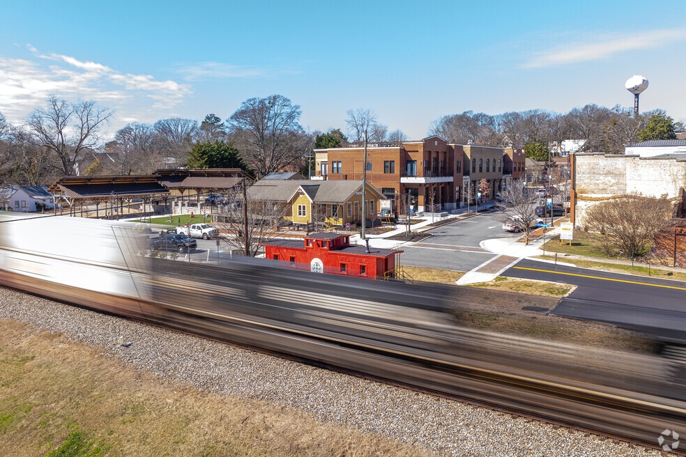 CP_Flowery Brach_1001719_P1_031125