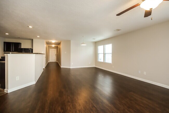 16626 Cheshire Grove Ln, Houston, TX 77090 - photo 4