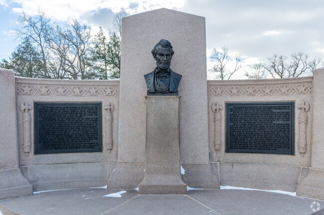 The site of the Gettysburg Address includes a full copy of the famous speech.