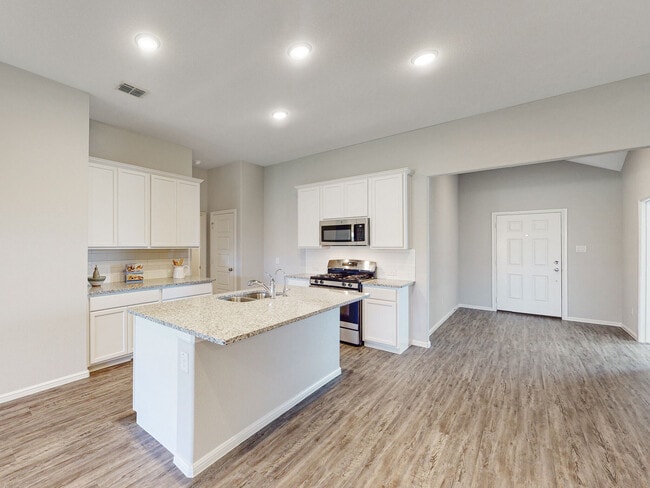 7304 Poplar Dr unit 36479952, Denton, TX 76226 - photo 5