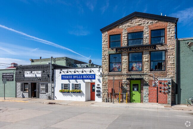 The quaint downtown shops give Mason City plenty of character.