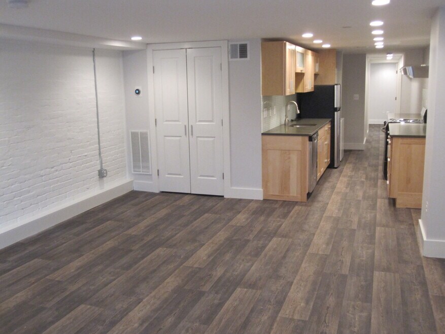 1658 Monroe St NW unit 1658 Apt B, Washington, DC 20010 - photo 1