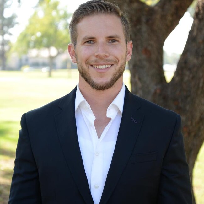 Agent Photo