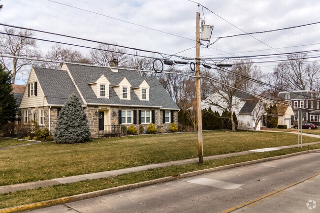 Houses with stone exteriors can be found throughout Oaklyn.
