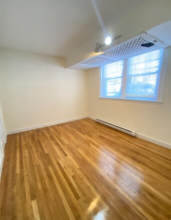 115 Longwood Ave Unit 3R, Brookline, MA 02446
