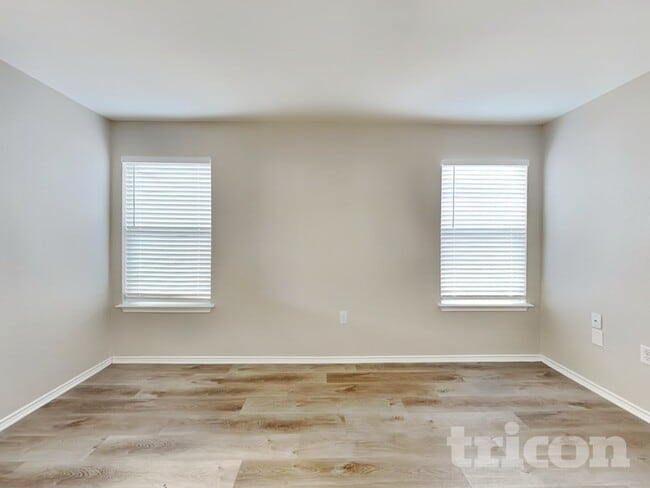 6323 Cougar Village, San Antonio, TX 78242 - photo 3