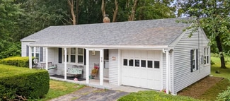 76 S Prospect St, Putnam, CT 06260