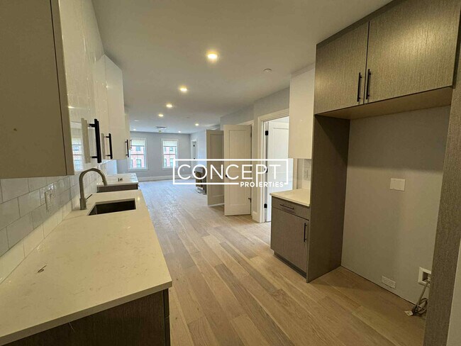 421 Market St unit 202B, Boston, MA 02135 - photo 3