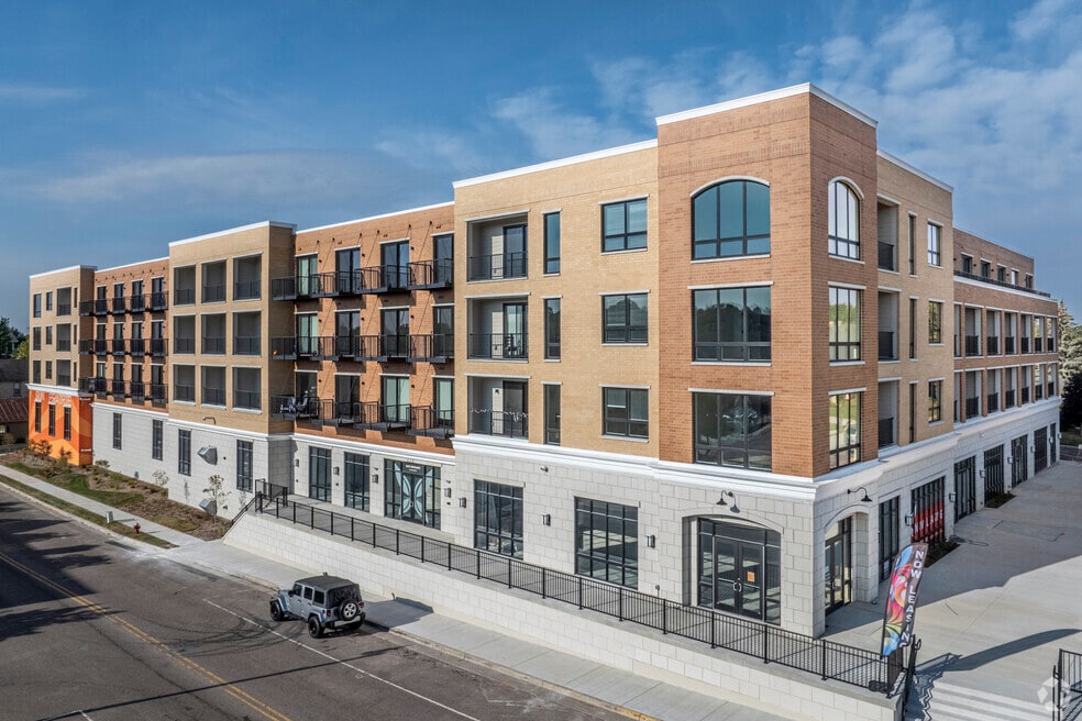 Monarch on Main, Sun Prairie, WI 53590 - photo 1