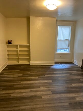 127 Seminary Ave Unit 1, Greensburg, PA 15601