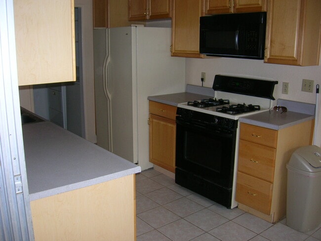 1720 Oriole St, San Diego, CA 92114 - photo 4