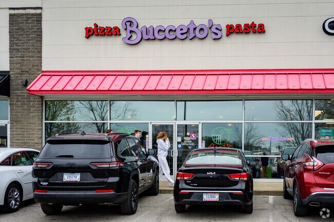 For the best pizza near Park Ridge, Bucceto's is highly recommended.