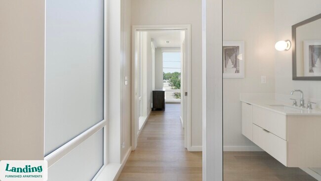 311 W Corporation St unit 3-409, Durham, NC 27701 - photo 2