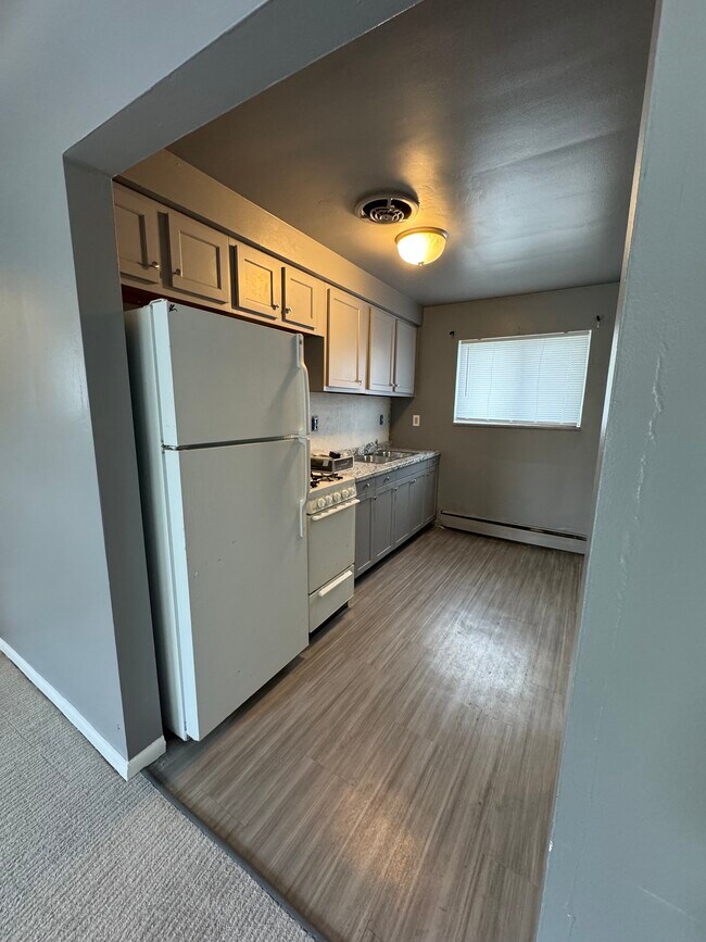 7464 Southfield Fwy unit 7460, Detroit, MI 48228 - photo 4