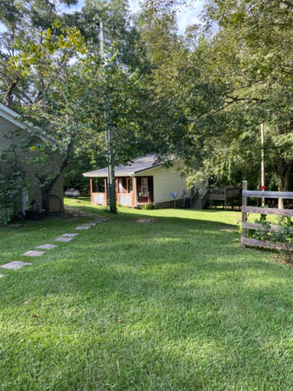 9 Co Rd 428, Paris, MS 38949