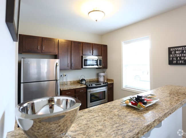 Station at Bucks County, Warminster, PA 18974 - photo 7