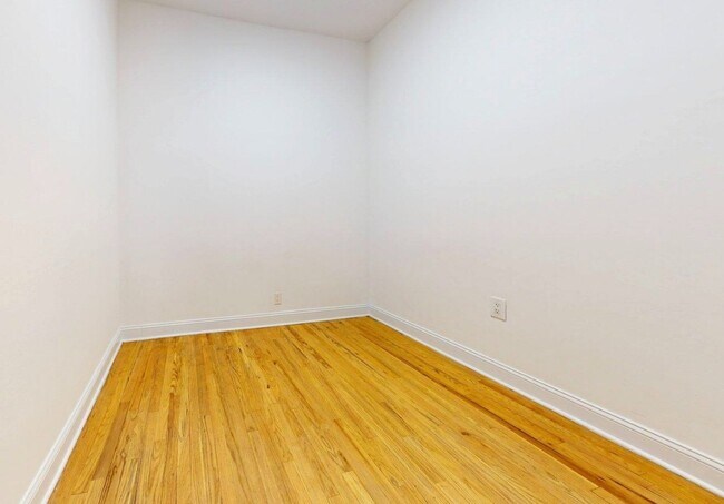 471 Central Park W unit 1C, New York, NY 10025 - photo 4