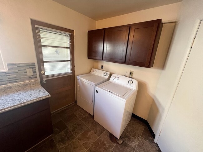 3502 Dawes St, Madison, WI 53714 - photo 6