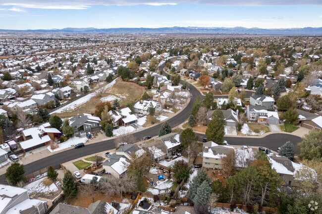 Smoky Hill is a great community with access to all the big city amenities.