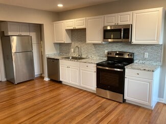 185 Calef Rd, Manchester, NH 03103