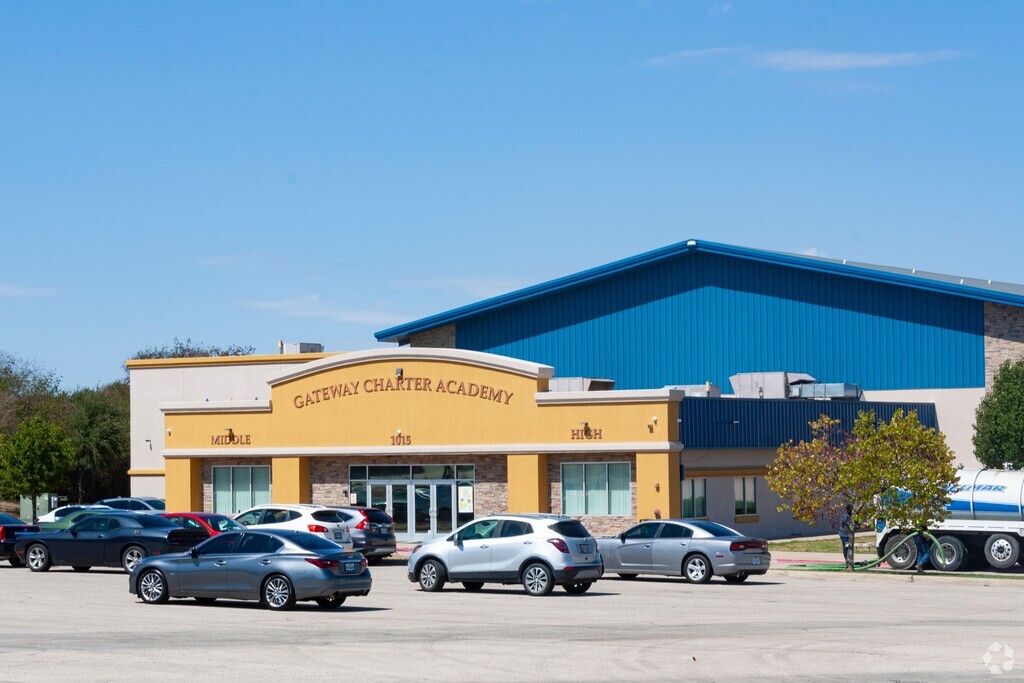 Welcome to the Gateway Charter Academy.