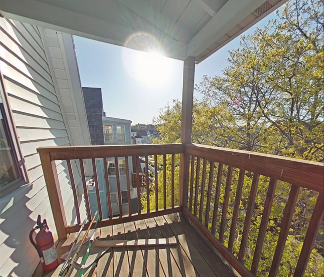 17 Princeton St, Medford, MA 02155 - photo 4
