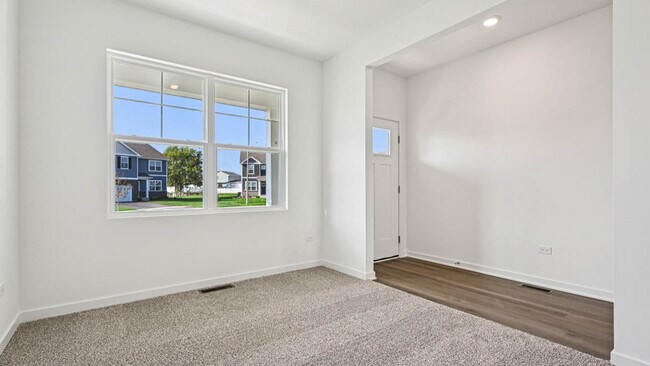 3016 Old Castle Rd unit 38476605, Joliet, IL 60435 - photo 6