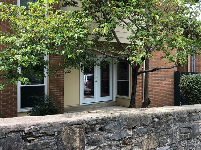 515 Basswood Ave unit L112, Nashville, TN 37209 - photo 2