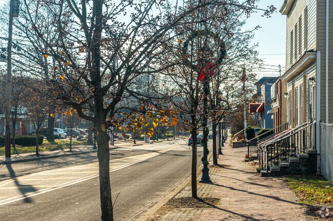 Main Street in Wanaque is quiet and filled with options for shopping and food.