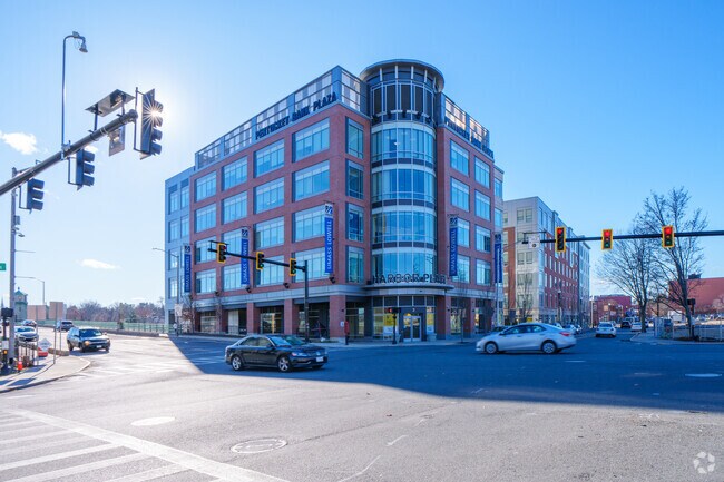 Haverhill residents can conveniently take classes at the Umass Lowell branch downtown.